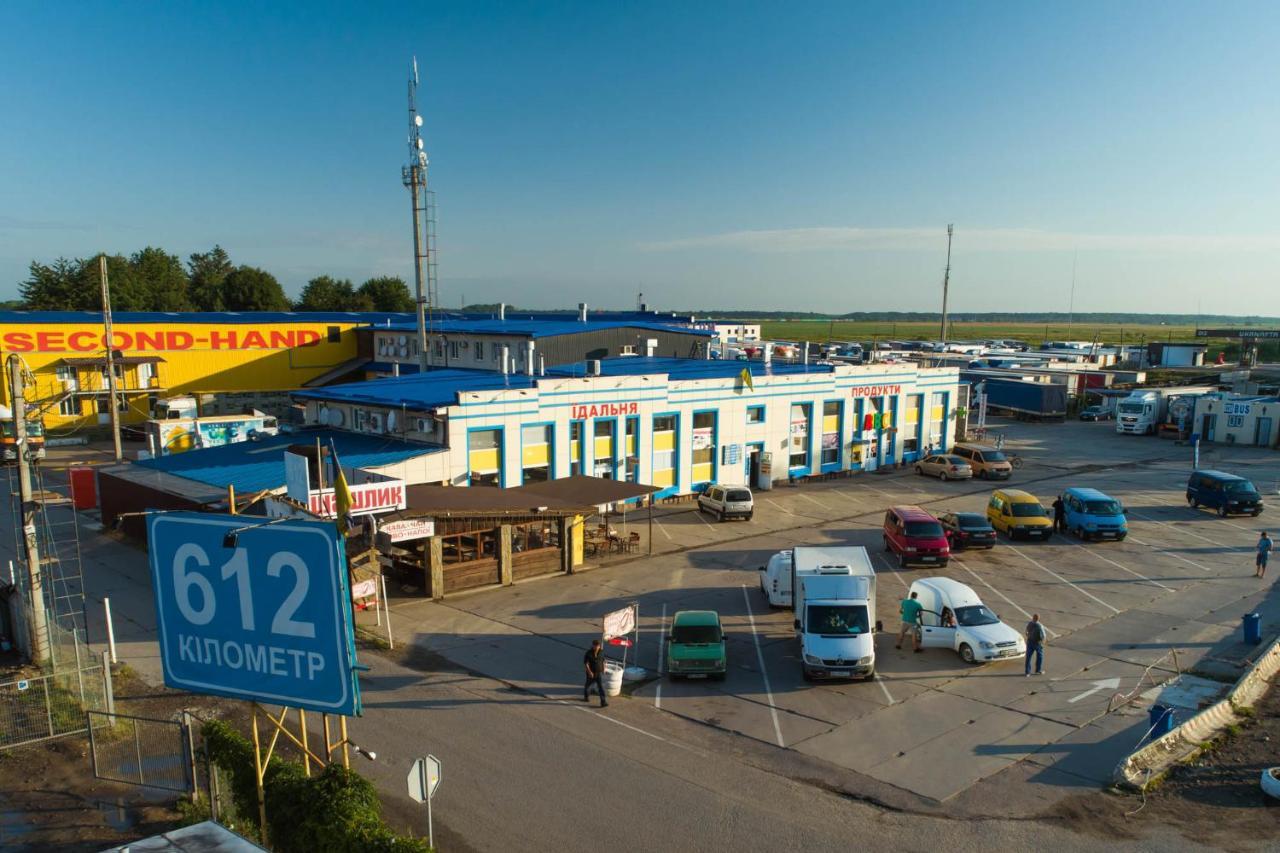 612Км Hotel Stryi Exterior foto
